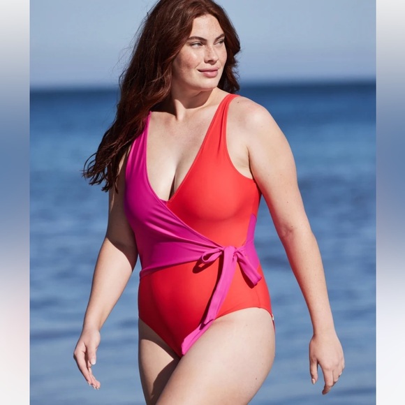 Summersalt The Perfect Wrap One-Piece - Size 18 - Picture 3 of 6